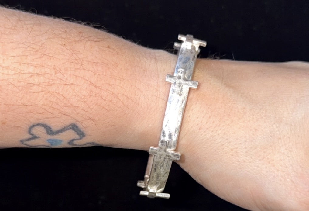 Cross Matte Stretch Bracelet