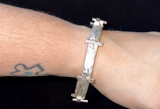 Cross Matte Stretch Bracelet