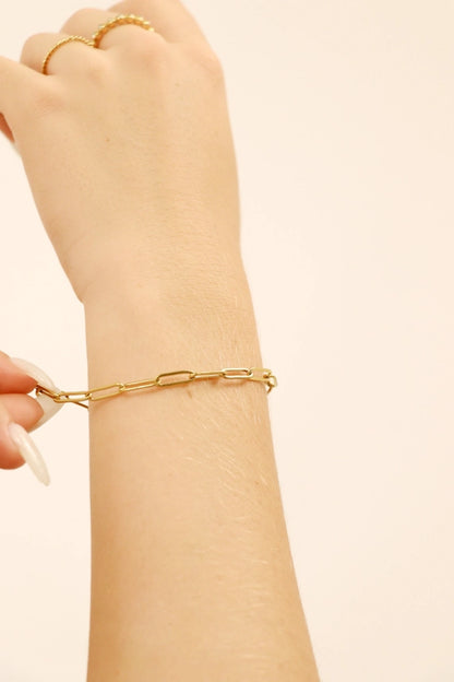18K Gold Paperclip Chain Bracelet